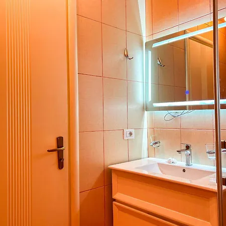 Pearl Wave Nest B66 Appartement *