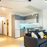 Pearl Wave Nest B66 Durrës