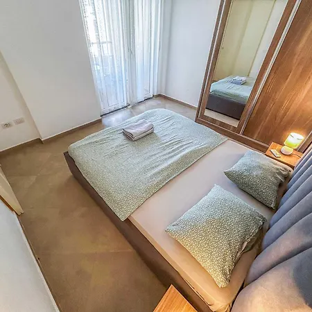 Pearl Wave Nest B66 Durrës